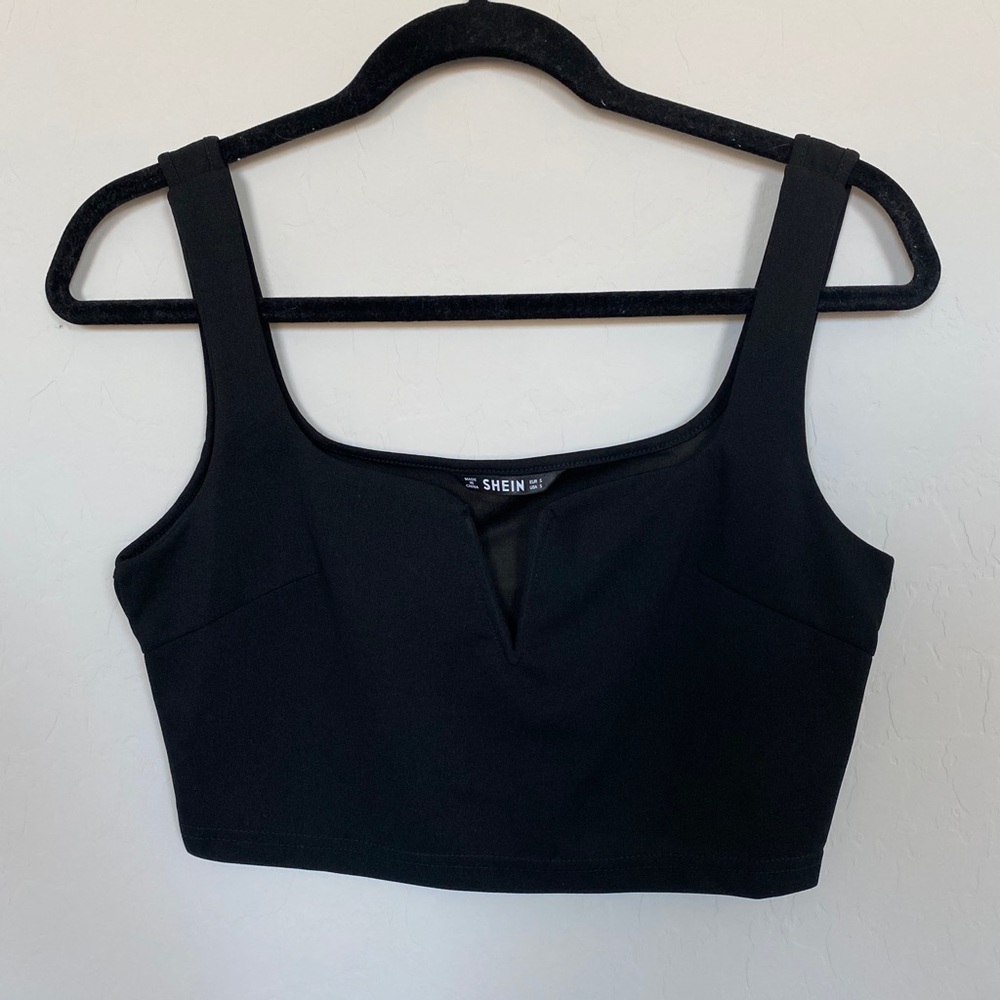 Black Cropped Top